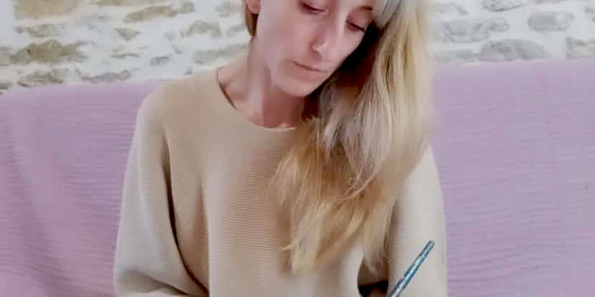 L’Art au sommet de sa vitalité : Laura Preston enchante Chaource !